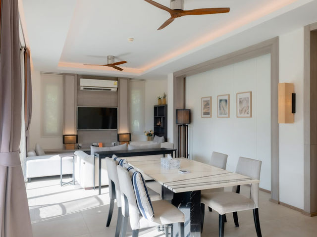 Tinidee Golf Resort Phuket ที่พักวิวสนามกอล์ฟ