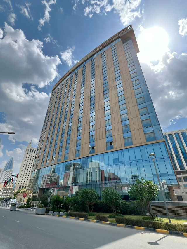 Residence Inn Kuwait City: A Luxurious Stay with Stunning Views🌴