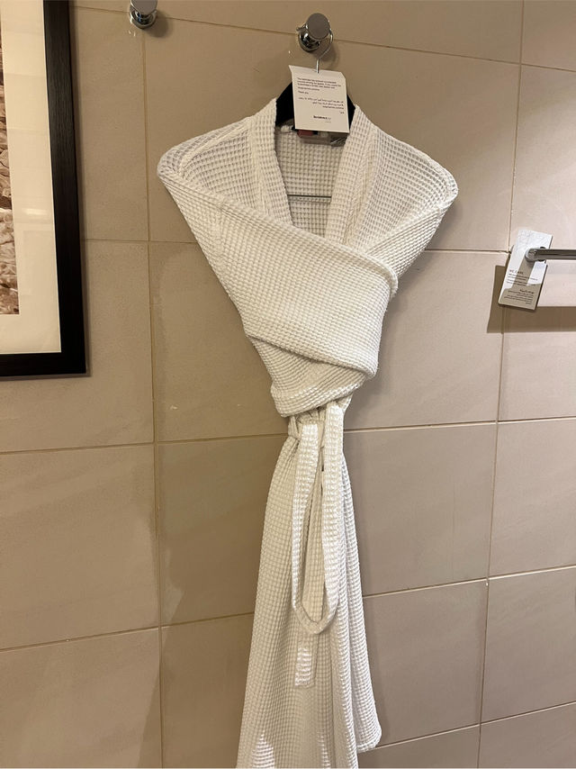 Residence Inn Kuwait City: A Luxurious Stay with Stunning Views🌴