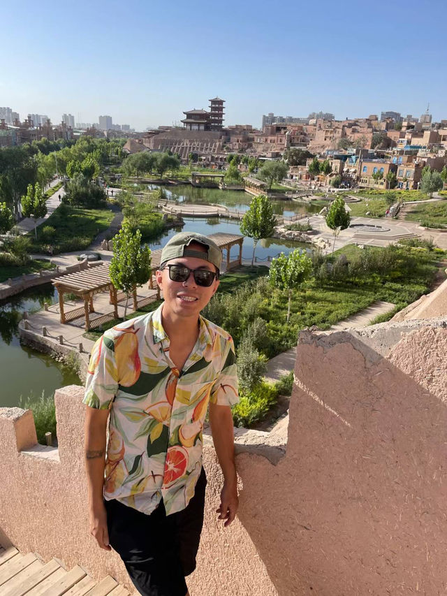 Kashgar: A Journey to China’s Silk Road Treasure 🏺🕌