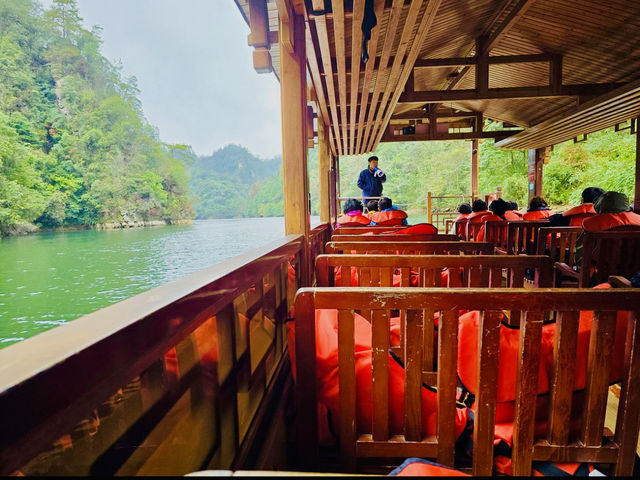 Mirror to the Sky: Baofeng Lake's Stunning Beauty