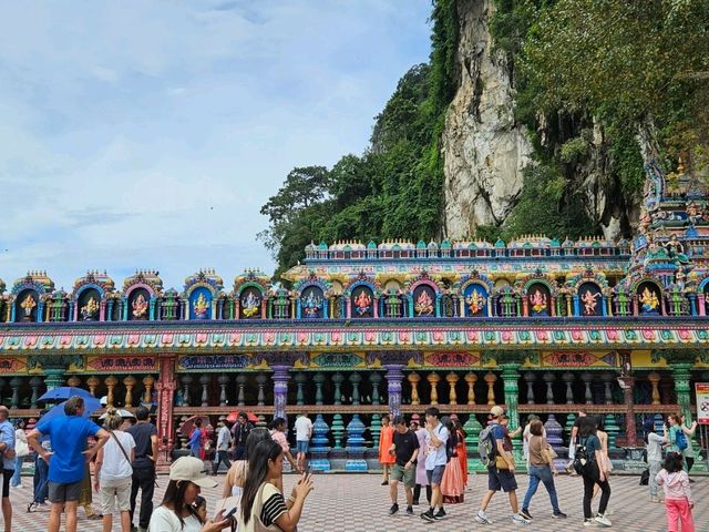The magnificient Batu Caves Temple in Malaysia