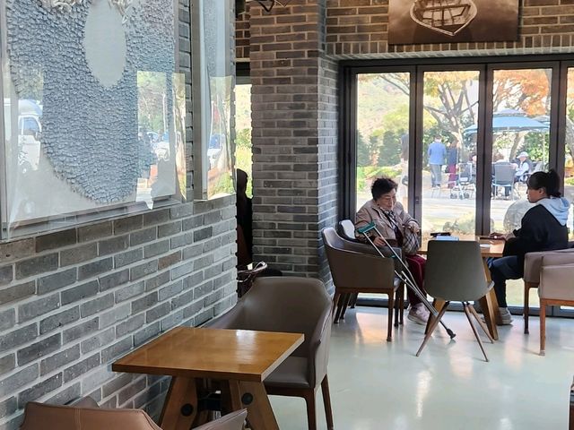 북한산 뷰 카페 포인트빌👍