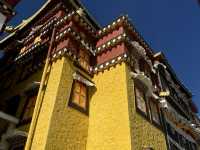 Yunnan’s largest Tibetan Buddhist monastery