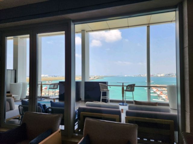 [🇲🇻モルディブ] ヴェラナ国際空港での待機：マンタエアのサファイアラウンジで過ごしたひととき