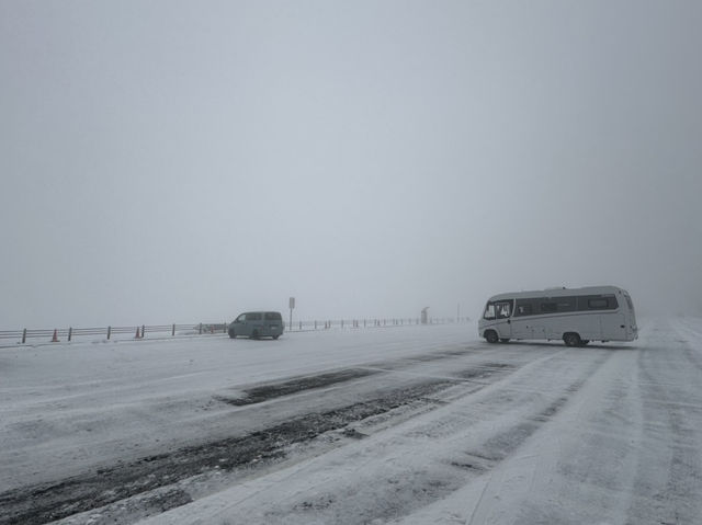 雪化粧の草千里ヶ浜で感じた幻想的な風景