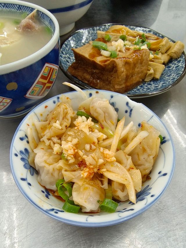 新莊美食，老王原汁牛肉麵