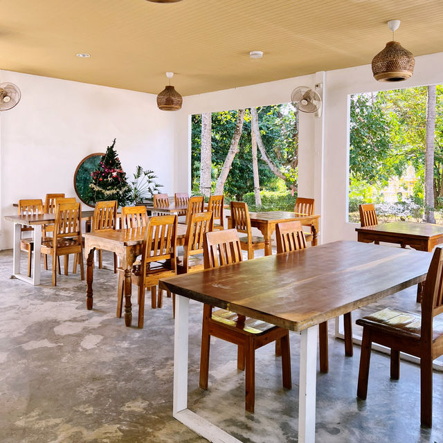 Sea Bear Resort เกาะพยาม