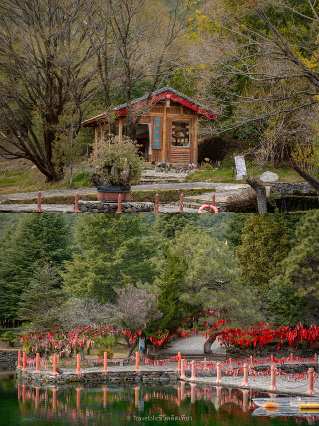 อุทยานน้ำหยก Lijiang Jade Water Village 