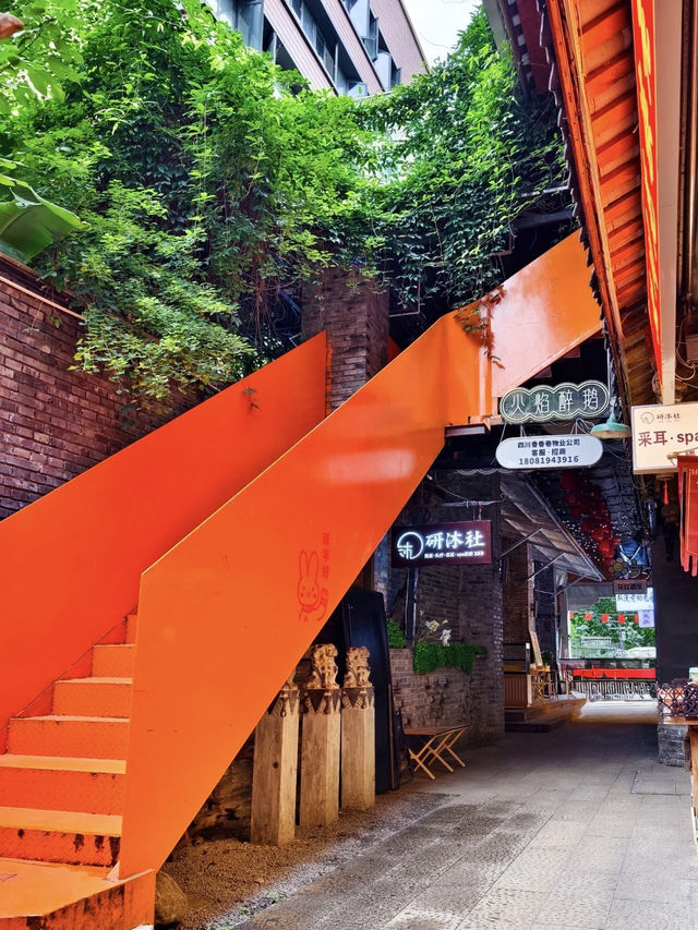 A Lively Stroll Through Wangping Street, Chengdu