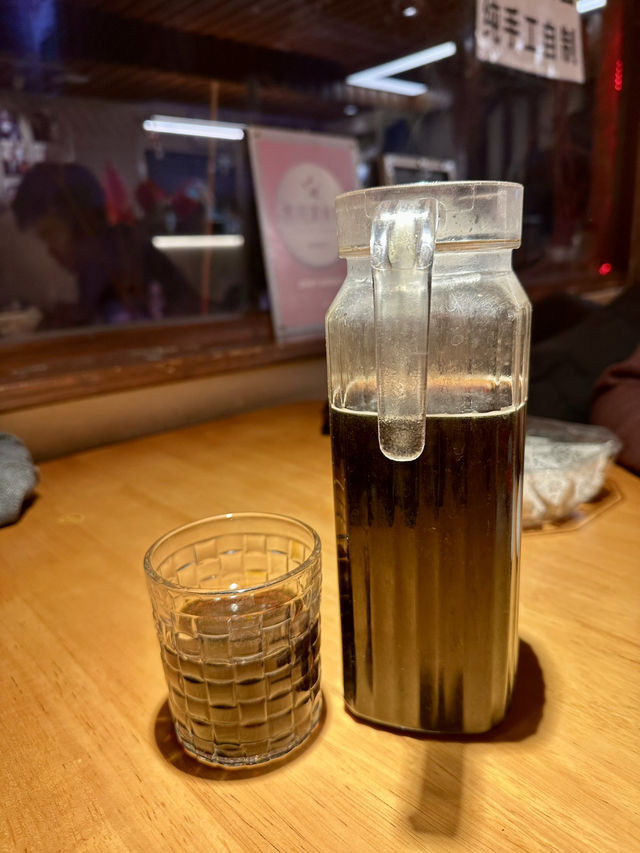 The Canteen of Dreams Where Time Stands Still: Jingxiu Restaurant