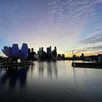 Merlion Park: Singapore’s Iconic Symbol of Heritage & Modernity