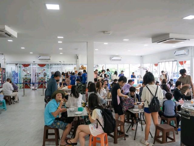 เที่ยว One Day Trip หมู่เกาะสิมิลัน น้ำใสๆ