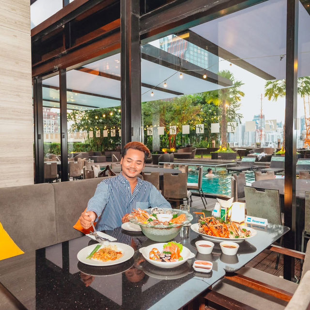 Holiday Inn Bangkok Sukhumvit  