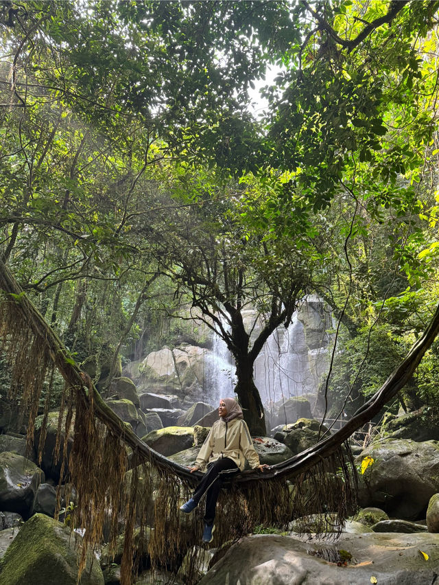 SARAWAK HAS MAGICAL WATERFALLS 