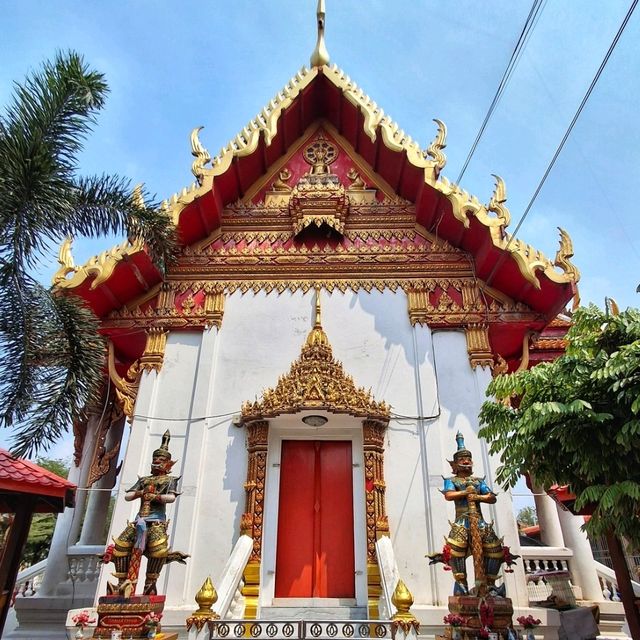 ชมพระวิหารสมัยอยุธยาที่วัดแก้ว ย่านบางพรหม