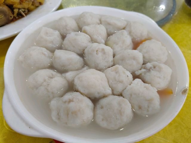 五一沙扒灣夜遊記：煙花、海鮮與夜未眠🌙