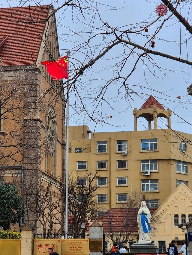 칭다오의 상징! 성미카엘 성당🇨🇳