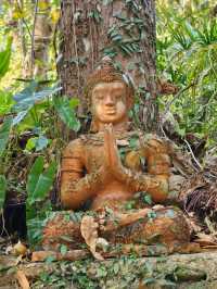 “วัดผาลาด”  เสน่ห์แห่งธรรมชาติและศรัทธาบนดอยสุเทพ