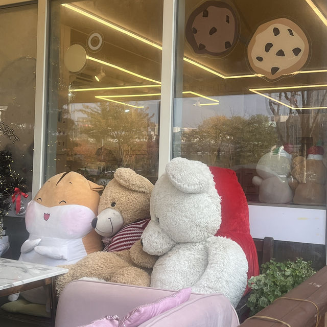 감성 가득한 공간, 카페 데이즈