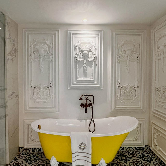 Avant-Garde Luxury at Arte by Thomas Chan