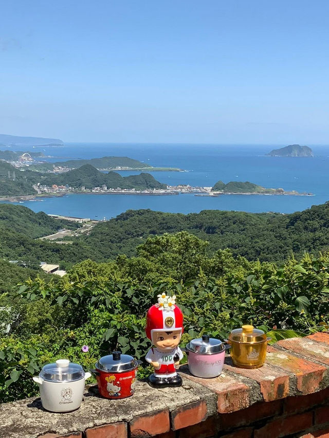 台北九份🇼🇸 座落於山城崖邊的 cafe ☕️ 