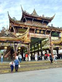 marvel of living history in Dujiangyan.