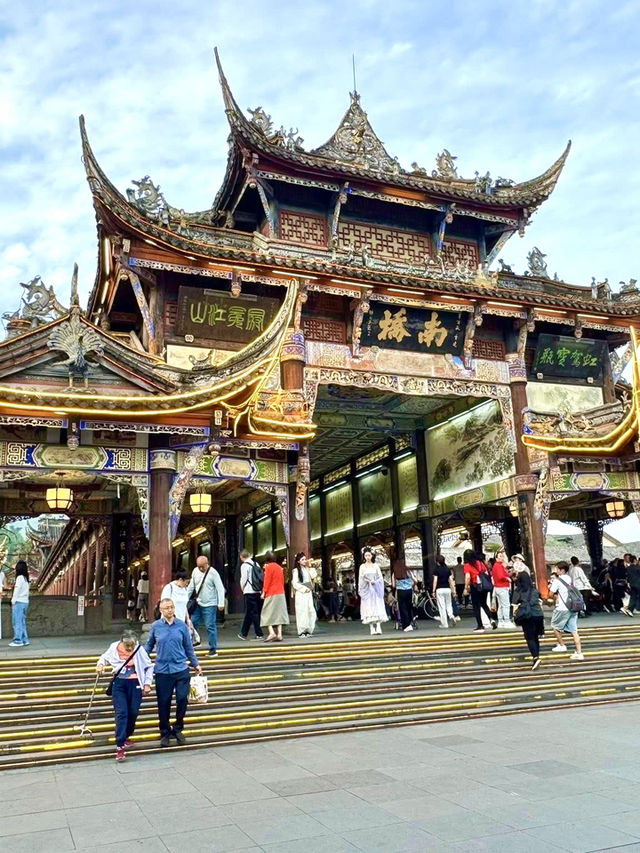 marvel of living history in Dujiangyan.