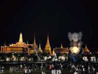 KAWS: Holiday 
