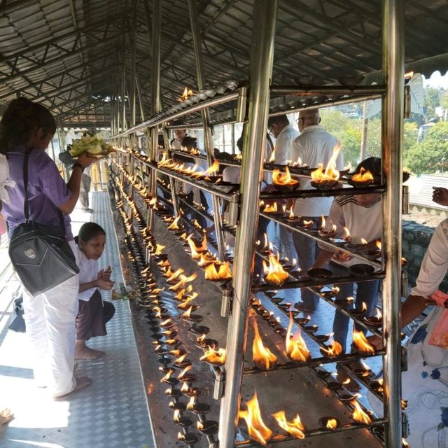 【スリランカ】佛歯寺