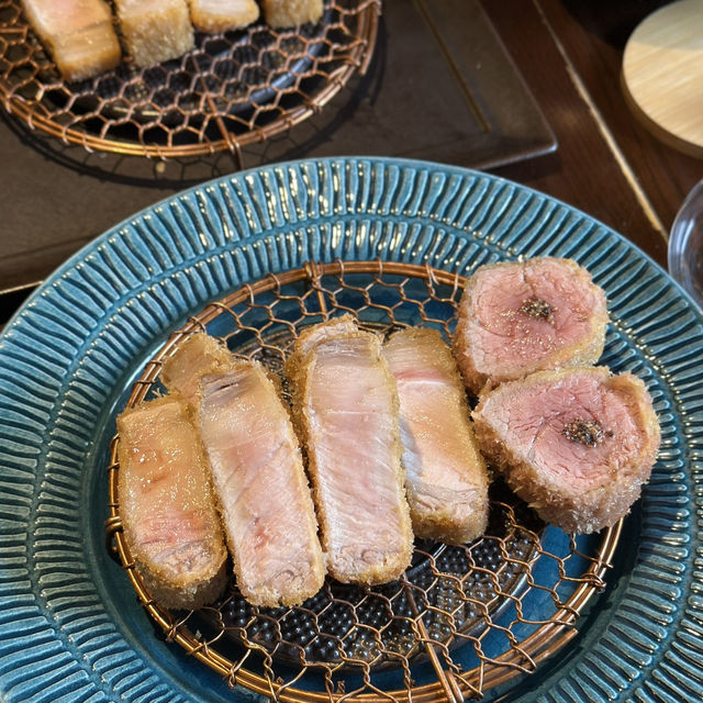 目前吃過最美味的豬排 🫶🏻