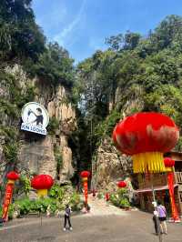 “The Mirror Lake of Ipoh: Where Nature Reflects Beauty”