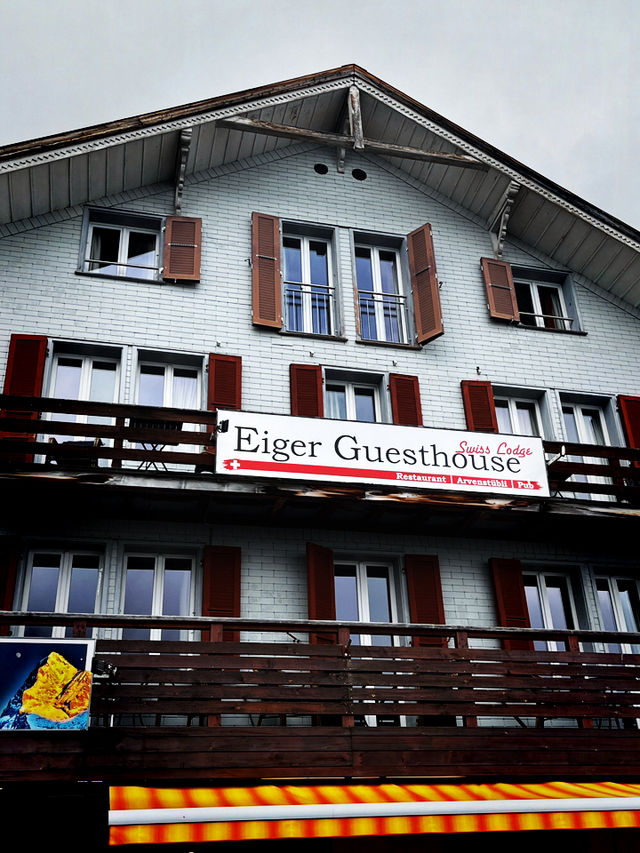 Eiger Guesthouse Mürren: Cozy Comfort with Iconic Alpine Views