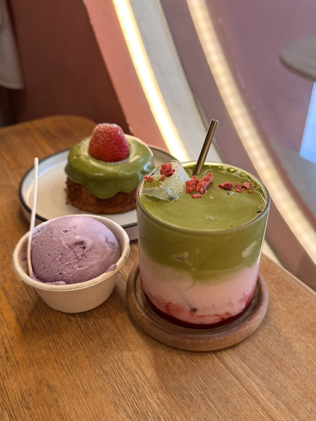 Is This the Most Photogenic Teacake in Singapore Right Now?