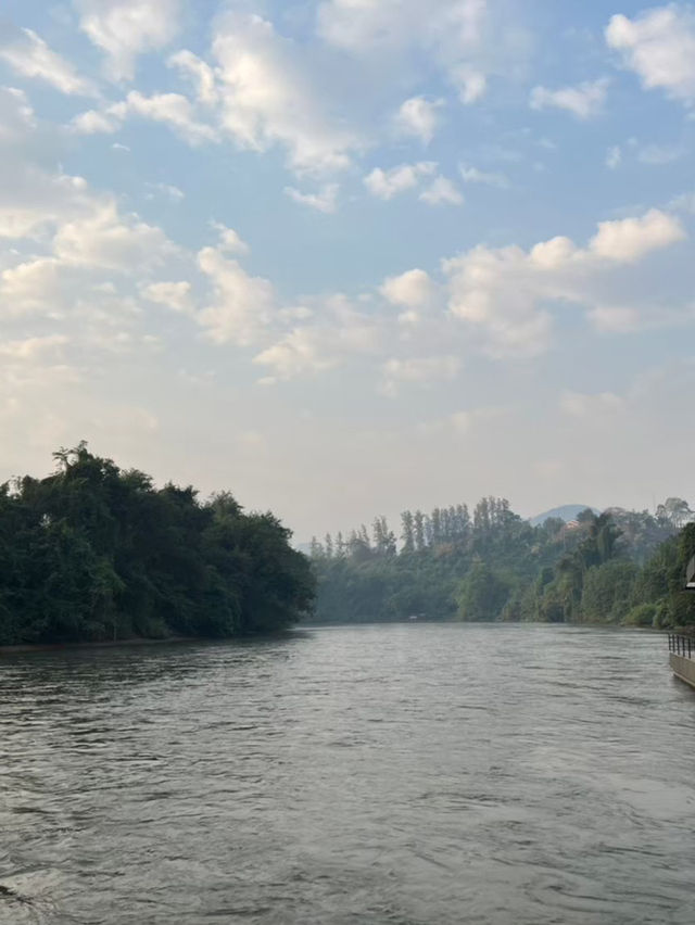 The tryst River Kwai 🌳🏔️ @กาญจนบุรี