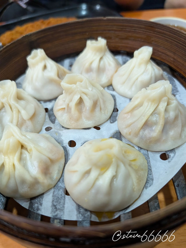 一盞清茶對小籠，半盞人間煙火情｜萊萊小籠