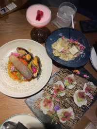 ร้านอาหารใจกลางทองหล่อ ทำทุกวันเหมือนวันวาเลนไทน์