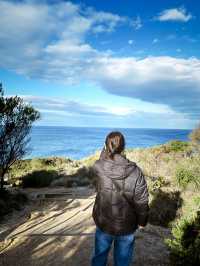 Ticked off one of Melbourne’s must-do experiences — the Great Ocean Road day tour! 🌊🚐 