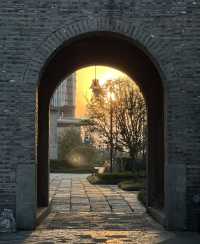 The beauty of a sunset in Wuzhen