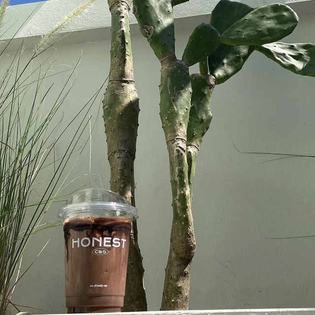 🕰️ Honest Coffee & Service  