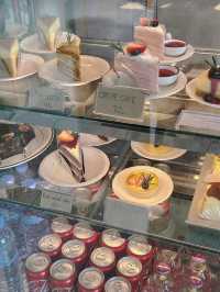 Lay Cafe Phuket คาเฟ่ริมหาดสุดชิลล์ชมวิวพระอาทิตย์