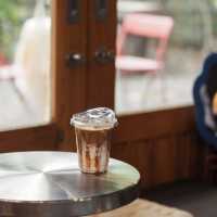 Calm and Coff Cafe – พระราม 9 