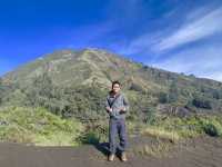 🌄 Mount Bromo, Indonesia – A Dreamy Volcano Escape Made Easy 🌄