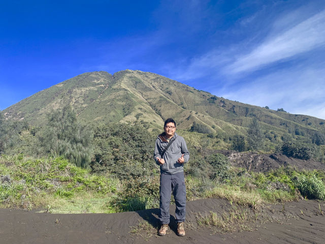 🌄 Mount Bromo, Indonesia – A Dreamy Volcano Escape Made Easy 🌄