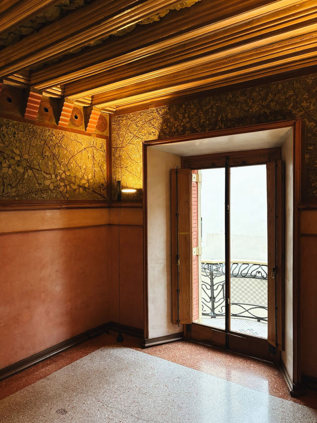 Casa Vicens : Gaudi’s 1st Masterpiece