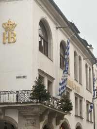 Hofbrauhaus: Where Dukes, Dictators & Drunks Clink Steins
