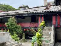 A 230 years old mansion hidden in the modern city  
