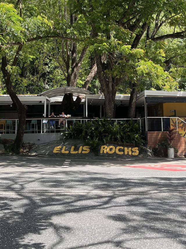 케언즈 근교 한적한 비치를 즐길 수 있는 카페바 Ellis Beach Bar & Grill