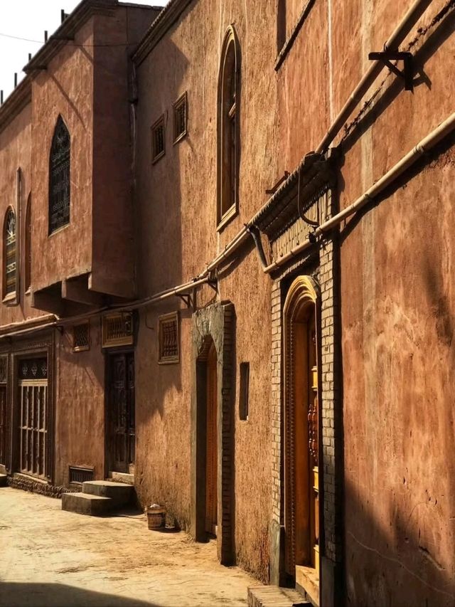 “Heart of Kashgar: Spice & Stone Bazaar”