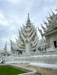 The Taj Mahal of Thailand Wat Rong Khun temple 